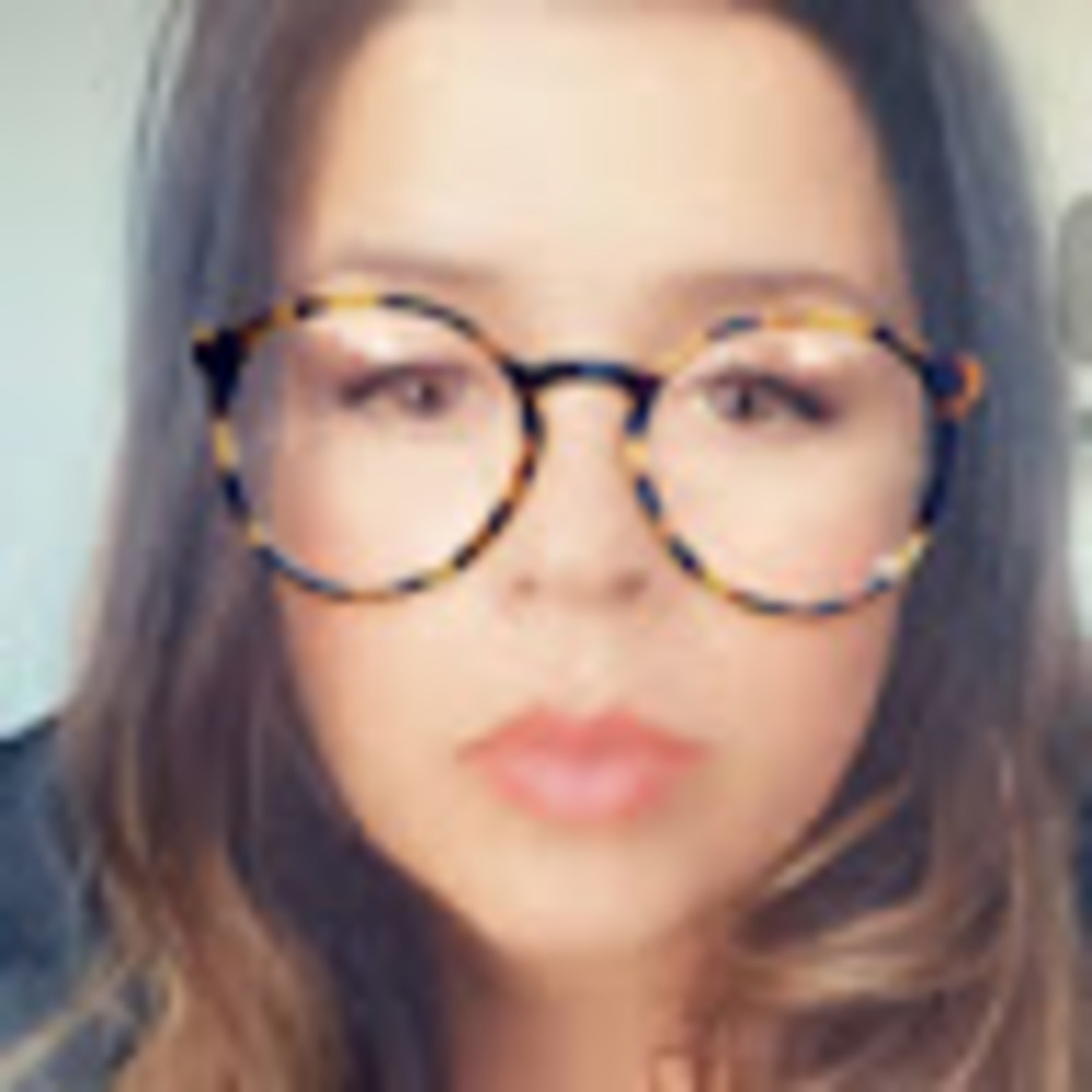 Meet your Posher, Lorena
